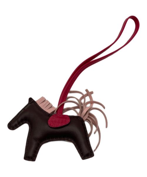 HERMES（エルメス）HERMES (エルメス) ロデオチャーム タッチPM ブラウン×ピンクの古着・服飾アイテム