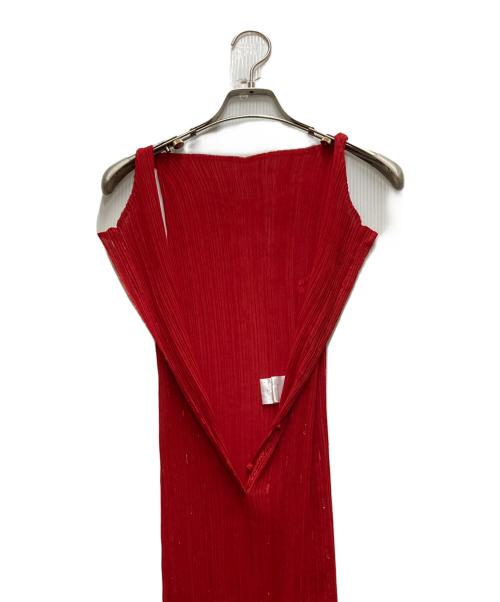 ISSEY MIYAKE（イッセイミヤケ）ISSEY MIYAKE (イッセイミヤケ) ラメ装飾プリーツノースリーブワンピース レッド サイズ:Mの古着・服飾アイテム