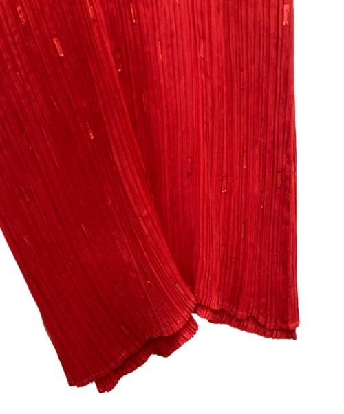 ISSEY MIYAKE（イッセイミヤケ）ISSEY MIYAKE (イッセイミヤケ) ラメ装飾プリーツノースリーブワンピース レッド サイズ:Mの古着・服飾アイテム