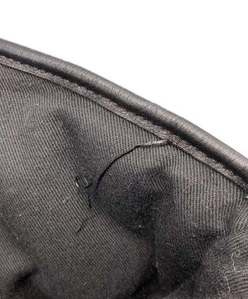 HEREU（ヘリュー）HEREU (ヘリュー) Padded Nylon Bag ブラックの古着・服飾アイテム