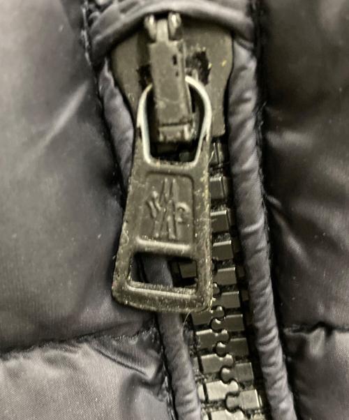 MONCLER（モンクレール）MONCLER (モンクレール) EDWARD ダウンジャケット ネイビーの古着・服飾アイテム