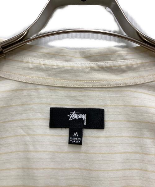 stussy（ステューシー）stussy (ステューシー) Light Weight Classic Shirt ホワイト サイズ:Mの古着・服飾アイテム