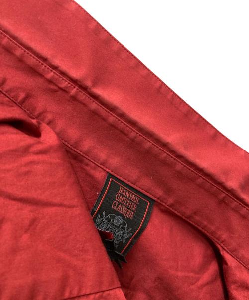 Jean Paul GAULTIER（ジャンポールゴルチェ）Jean Paul GAULTIER (ジャンポールゴルチェ) インディアンプリントL/Sシャツ レッド サイズ:48の古着・服飾アイテム