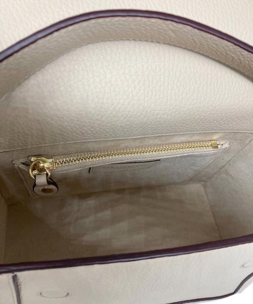 STRATHBERRY（ストラスベリー）STRATHBERRY (ストラスベリー) Mosaic Nano ベージュの古着・服飾アイテム