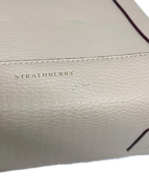 STRATHBERRY（ストラスベリー）STRATHBERRY (ストラスベリー) Mosaic Nano ベージュの古着・服飾アイテム