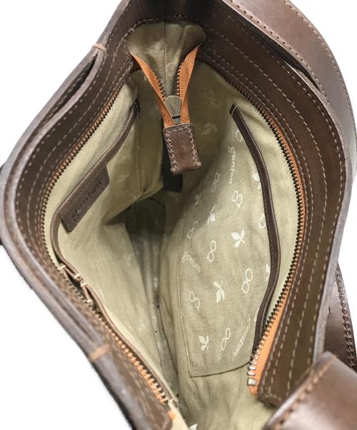 genten（ゲンテン）genten (ゲンテン) カットワークレザーショルダーバッグ ブラウンの古着・服飾アイテム
