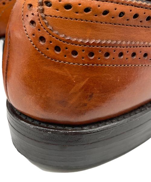 Allen Edmonds（アレン エドモンズ）Allen Edmonds (アレン エドモンズ) メダリオンキャップトゥシューズ ブラウン サイズ:9の古着・服飾アイテム