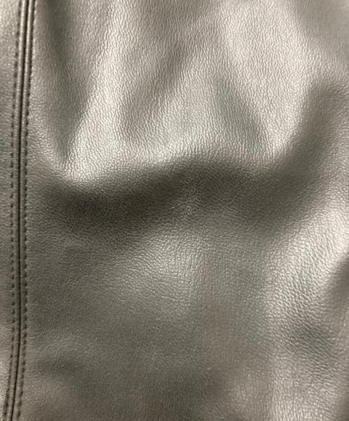 ARMANI EXCHANGE（アルマーニ エクスチェンジ）ARMANI EXCHANGE (アルマーニ エクスチェンジ) エコレザーノースリーブワンピース ブラック サイズ:2の古着・服飾アイテム