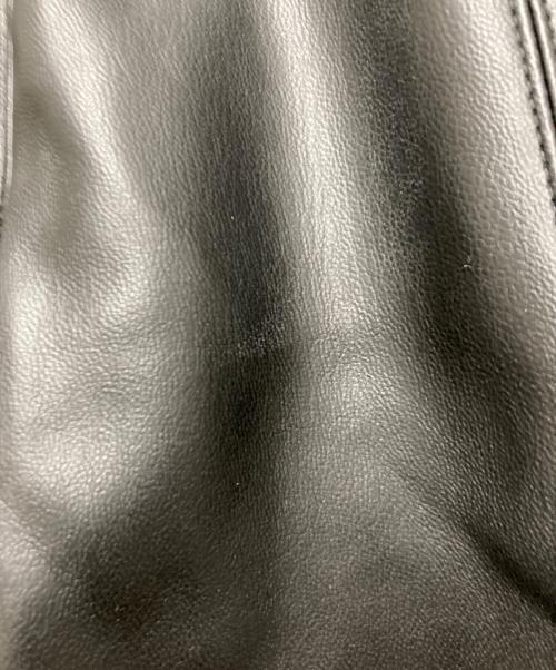 ARMANI EXCHANGE（アルマーニ エクスチェンジ）ARMANI EXCHANGE (アルマーニ エクスチェンジ) エコレザーノースリーブワンピース ブラック サイズ:2の古着・服飾アイテム