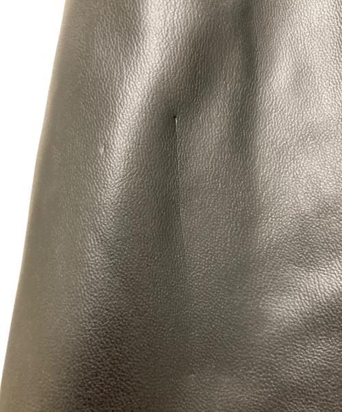 ARMANI EXCHANGE（アルマーニ エクスチェンジ）ARMANI EXCHANGE (アルマーニ エクスチェンジ) エコレザーノースリーブワンピース ブラック サイズ:2の古着・服飾アイテム