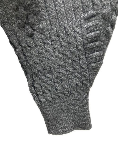 ENFOLD（エンフォルド）ENFOLD (エンフォルド) Motohiro Tanji (モトヒロ タンジ) CABLE PULLOVER グレー サイズ:38の古着・服飾アイテム