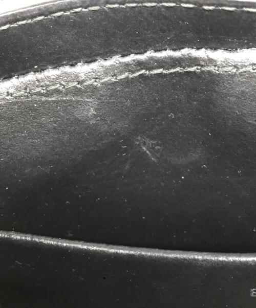 BALENCIAGA（バレンシアガ）BALENCIAGA (バレンシアガ) ショルダーバッグ ホワイトの古着・服飾アイテム