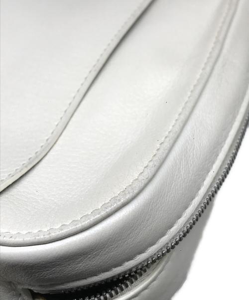 BALENCIAGA（バレンシアガ）BALENCIAGA (バレンシアガ) ショルダーバッグ ホワイトの古着・服飾アイテム