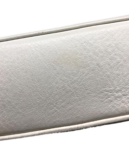BALENCIAGA（バレンシアガ）BALENCIAGA (バレンシアガ) ショルダーバッグ ホワイトの古着・服飾アイテム