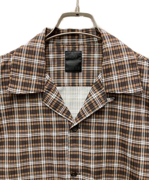 DAIWA PIER39（ダイワ ピア39）DAIWA PIER39 (ダイワ ピア39) Tech Regular Collar Shirts S/S ブラウン サイズ:Sの古着・服飾アイテム