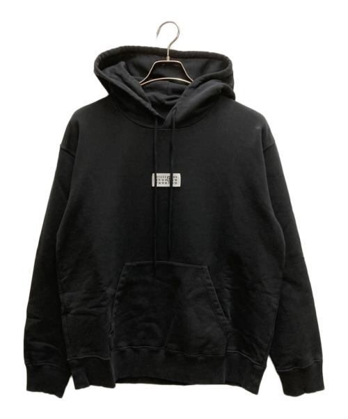 MM6 Maison Margiela（エムエムシックスメゾンマルジェラ）MM6 Maison Margiela (エムエムシックスメゾンマルジェラ) ナンバリングスウェットシャツ ブラック サイズ:Sの古着・服飾アイテム