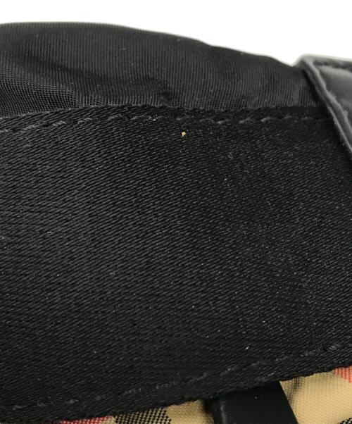 BURBERRY（バーバリー）BURBERRY (バーバリー) ノバチェックボディバッグ ベージュの古着・服飾アイテム