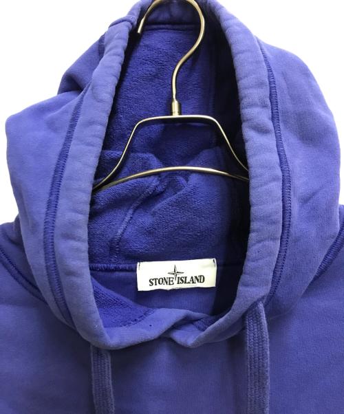 STONE ISLAND（ストーンアイランド）STONE ISLAND (ストーンアイランド) ロゴパッチプルオーバーフーディ ブルー サイズ:Lの古着・服飾アイテム