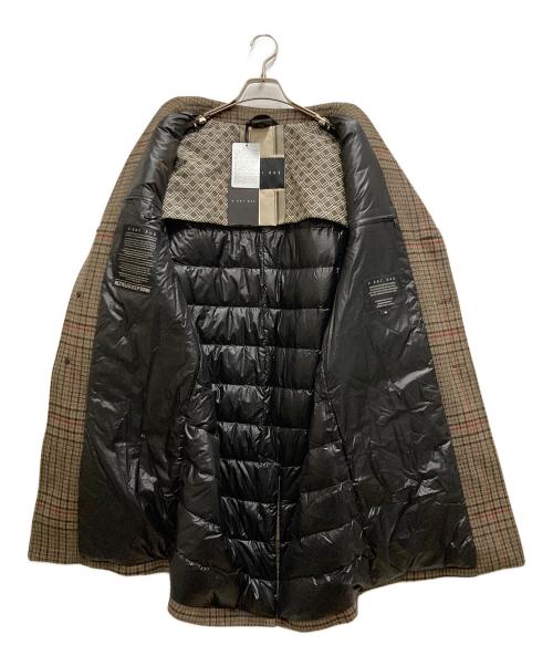 D DOT  DUE（ディードットドゥエ）D DOT  DUE (ディードットドゥエ) ダウンチェックコート ブラウン サイズ:46 未使用品の古着・服飾アイテム