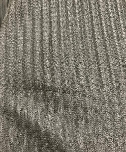HOMME PLISSE ISSEY MIYAKE（オム プリッセ イッセイ ミヤケ）HOMME PLISSE ISSEY MIYAKE (オム プリッセ イッセイ ミヤケ) プリーツテーパードパンツ ブラック サイズ:1の古着・服飾アイテム