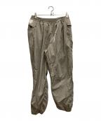 迷迭香マンネンロウ）の古着「NYLON HARVEST TRAINER」｜ベージュ