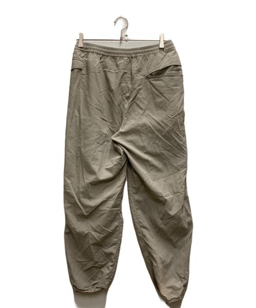 迷迭香（マンネンロウ）迷迭香 (マンネンロウ) NYLON HARVEST TRAINER ベージュ サイズ:不明の古着・服飾アイテム