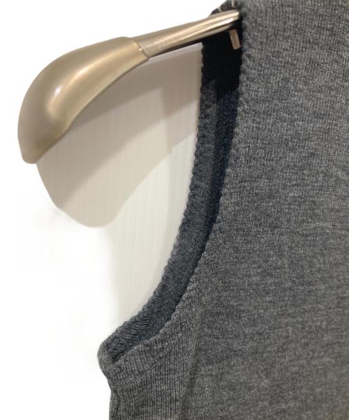 JOICEADDED（ジョイスアディッド）JOICEADDED (ジョイスアディッド) ノースリーブニット グレー サイズ:Freeの古着・服飾アイテム