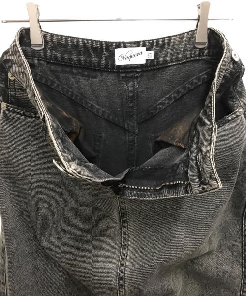 VAQUERA（ヴァケラ）VAQUERA (ヴァケラ) デニムアシンメトリースカート ブラック サイズ:27の古着・服飾アイテム