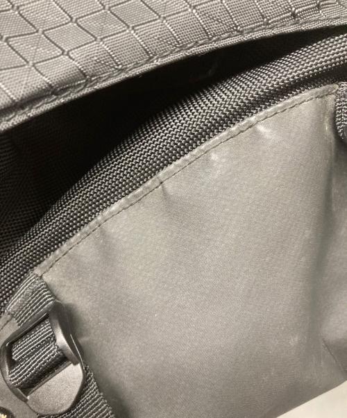 OAKLEY（オークリー）OAKLEY (オークリー) 00's SOFTWARE スリングバッグ ブラックの古着・服飾アイテム