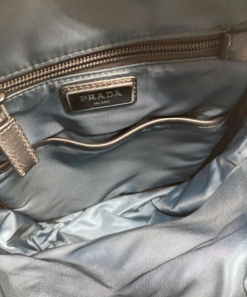 PRADA（プラダ）PRADA (プラダ) ナイロンボディバッグ ネイビーの古着・服飾アイテム