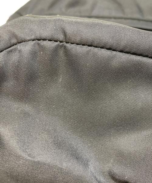 PRADA（プラダ）PRADA (プラダ) ナイロンボディバッグ ネイビーの古着・服飾アイテム