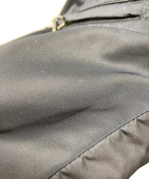 PRADA（プラダ）PRADA (プラダ) ナイロンボディバッグ ネイビーの古着・服飾アイテム