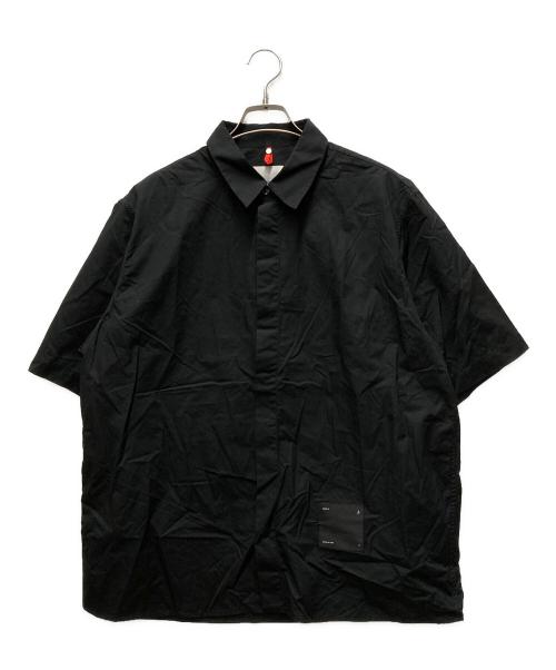 OAMC（オーエーエムシー）OAMC (オーエーエムシー) 半袖シャツ ブラック サイズ:Mの古着・服飾アイテム