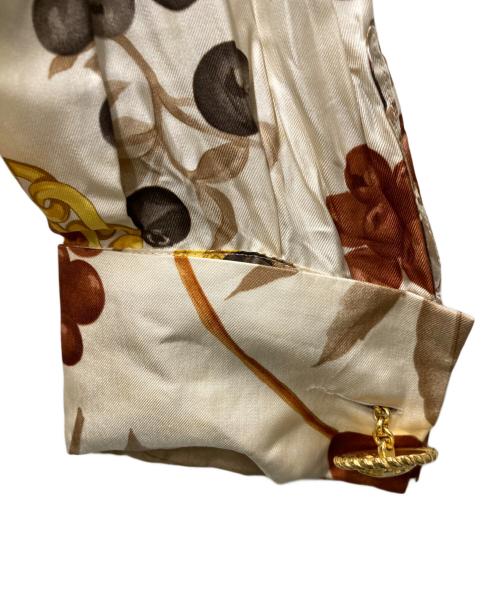 CELINE（セリーヌ）CELINE (セリーヌ) マカダムセリエボタンシルクブラウス ブラウン×ベージュ サイズ:40の古着・服飾アイテム