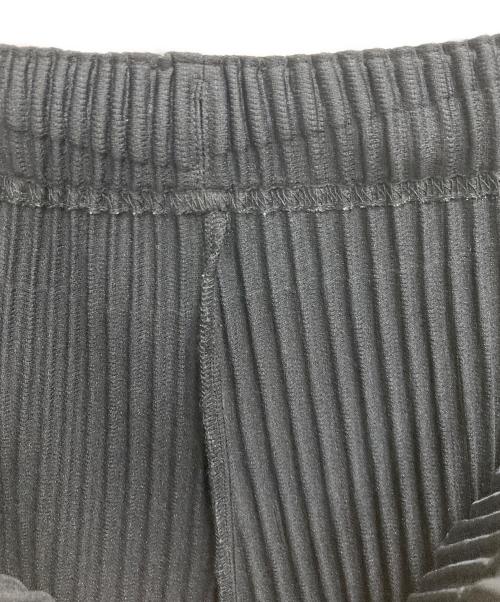 HOMME PLISSE ISSEY MIYAKE（オム プリッセ イッセイ ミヤケ）HOMME PLISSE ISSEY MIYAKE (オム プリッセ イッセイ ミヤケ) プリーツパンツ ブラック サイズ:2の古着・服飾アイテム