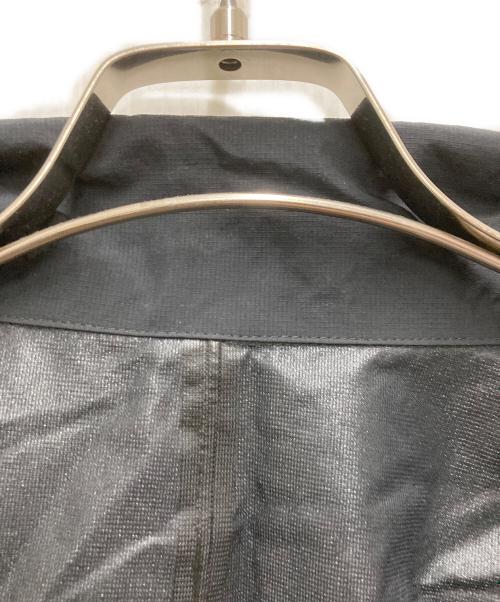 A + TOKYO（エープラス トウキョウ）A + TOKYO (エープラス トウキョウ) 3レイヤースタンドコート ブラック サイズ:Mの古着・服飾アイテム