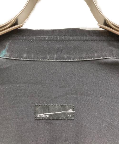 LAD MUSICIAN（ラッドミュージシャン）LAD MUSICIAN (ラッドミュージシャン) SHORT SLEEVE BIG SHIRTS ブラック サイズ:42の古着・服飾アイテム