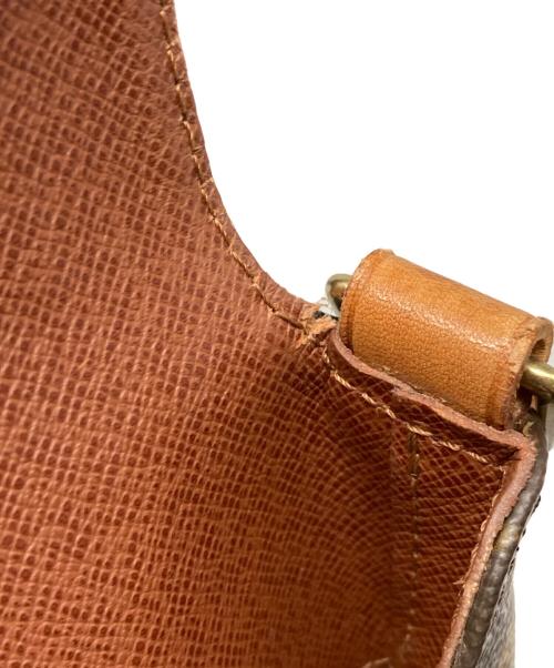 LOUIS VUITTON（ルイ ヴィトン）LOUIS VUITTON (ルイ ヴィトン) ショルダーバッグ ブラウンの古着・服飾アイテム