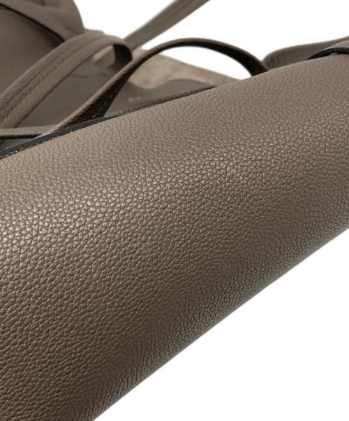 CELINE（セリーヌ）CELINE (セリーヌ) カバファントムスモールトートバッグ グレージュの古着・服飾アイテム