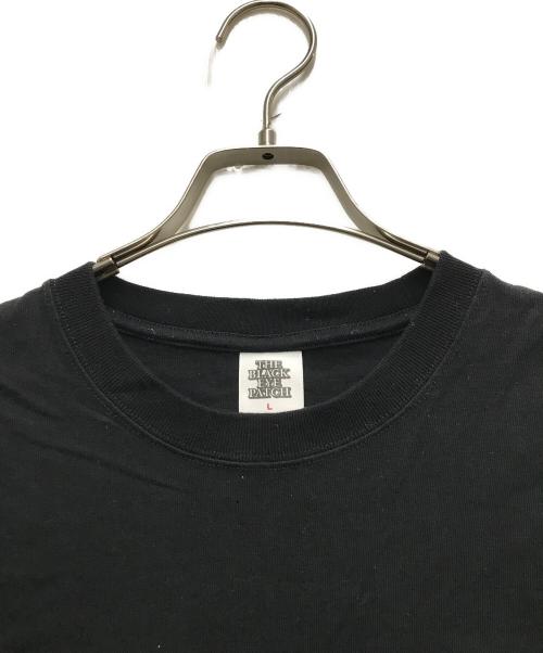 THE BLACK EYE PATCH（ブラックアイパッチ）THE BLACK EYE PATCH (ブラックアイパッチ) TRAP METAL STITCHED LOGO TEE ブラック サイズ:Lの古着・服飾アイテム