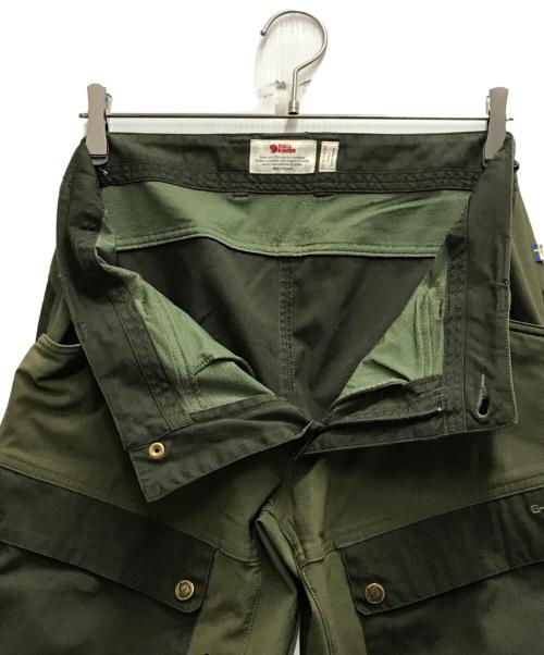 FJALLRAVEN（フェールラーベン）FJALLRAVEN (フェールラーベン) Vidda Pro Trousers カーキ サイズ:81cm (W32)の古着・服飾アイテム