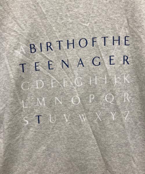 BoTT（ボット）BoTT (ボット) ALPHABET TEE グレー サイズ:XLの古着・服飾アイテム