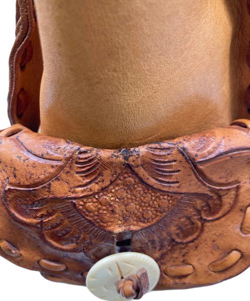 Carving Tribes（カービングトライブス）Carving Tribes (カービングトライブス) カービングバッグ ブラウンの古着・服飾アイテム