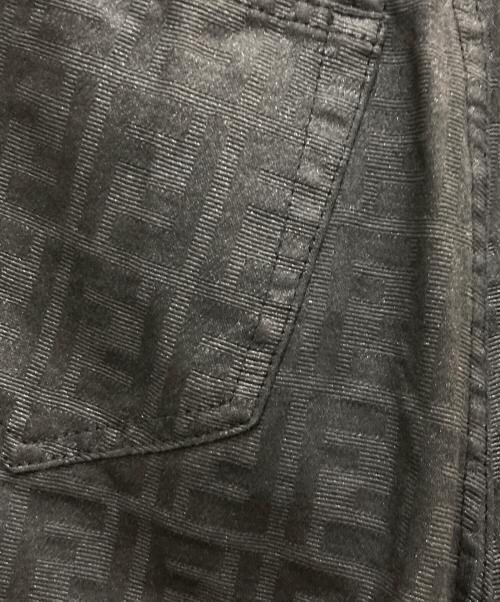 FENDI（フェンディ）FENDI (フェンディ) ズッカ柄デニムパンツ ブラック サイズ:46の古着・服飾アイテム