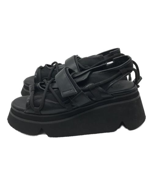 UN3D.（アンスリード）UN3D. (アンスリード) WAVE CODE VOLUME SOLE SANDAL ブラック サイズ:37相当の古着・服飾アイテム
