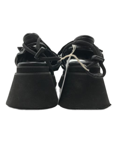 UN3D.（アンスリード）UN3D. (アンスリード) WAVE CODE VOLUME SOLE SANDAL ブラック サイズ:37相当の古着・服飾アイテム