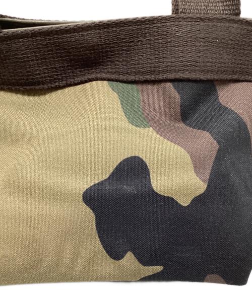 Herve Chapelier（エルベシャプリエ）Herve Chapelier (エルベシャプリエ) 舟型トートS カモフラハンドバッグ グリーンの古着・服飾アイテム