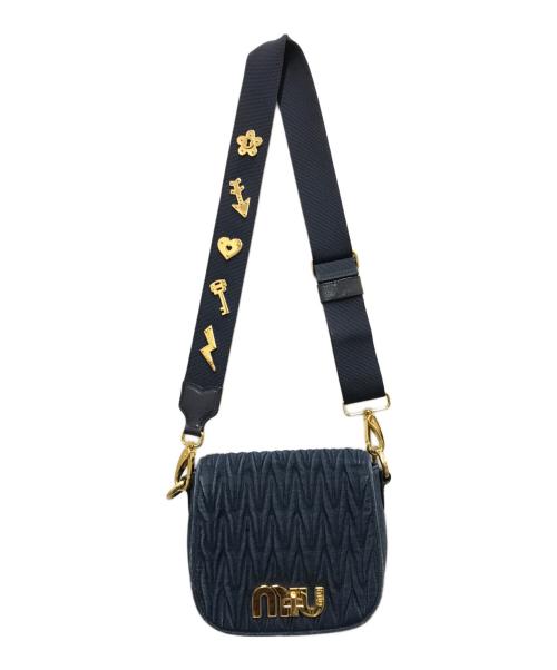 MIU MIU（ミュウミュウ）MIU MIU (ミュウミュウ) マテラッセデニムショルダーバッグ ネイビーの古着・服飾アイテム