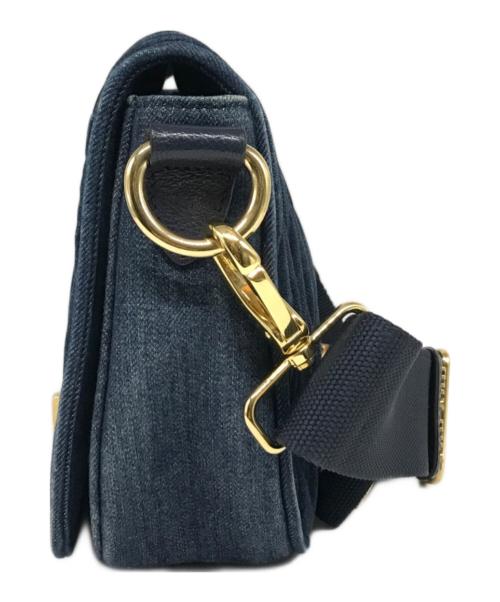 MIU MIU（ミュウミュウ）MIU MIU (ミュウミュウ) マテラッセデニムショルダーバッグ ネイビーの古着・服飾アイテム