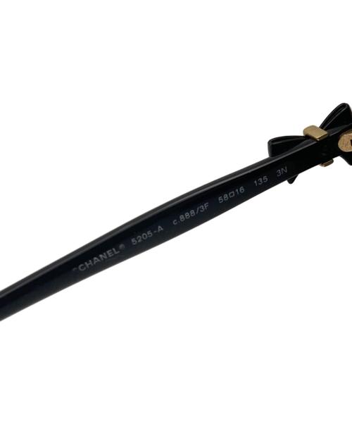 CHANEL（シャネル）CHANEL (シャネル) サイドリボンサングラス ブラック サイズ:58?16-135の古着・服飾アイテム